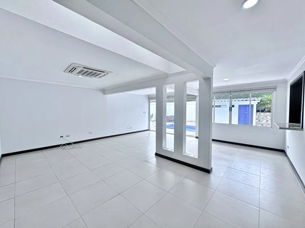Welcome to Casa Anonos Breezes a one level home with a pool for sale in Escazu, Costa Rica. Casa Anonos Breezes boasts modern décor and a poolside outdoor terrace. Casa Anonos Breezes ..., photo 5