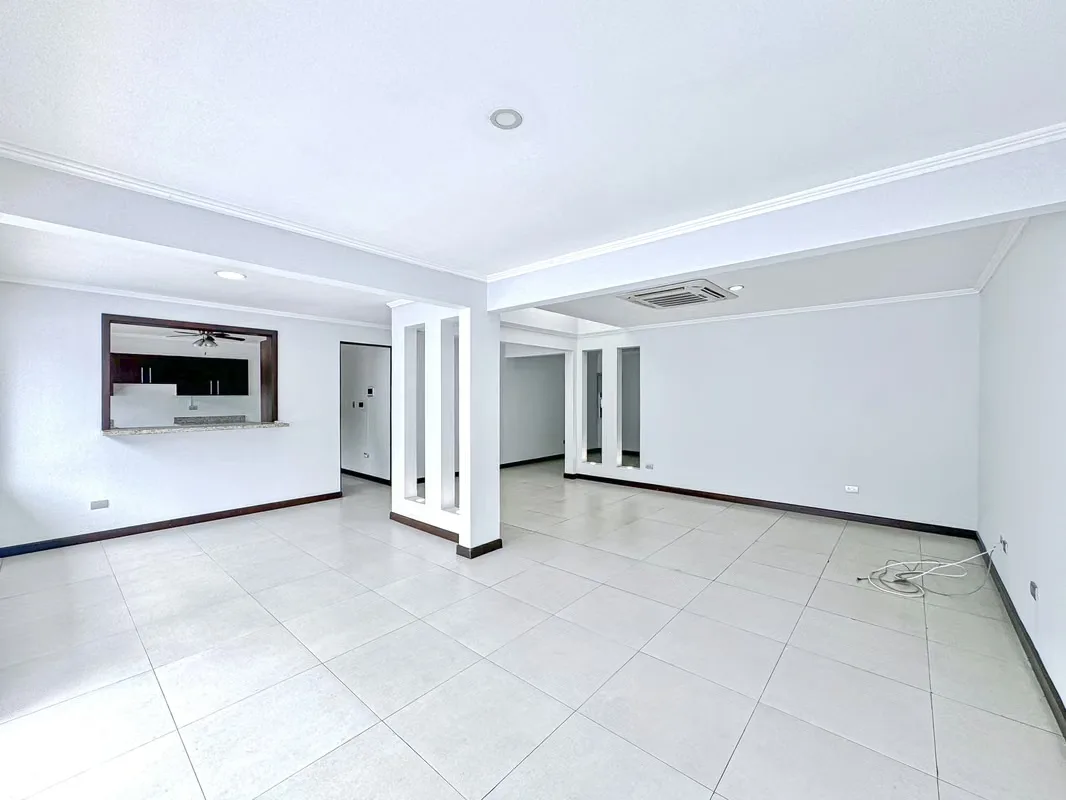 Welcome to Casa Anonos Breezes a one level home with a pool for sale in Escazu, Costa Rica. Casa Anonos Breezes boasts modern décor and a poolside outdoor terrace. Casa Anonos Breezes ..., photo 7