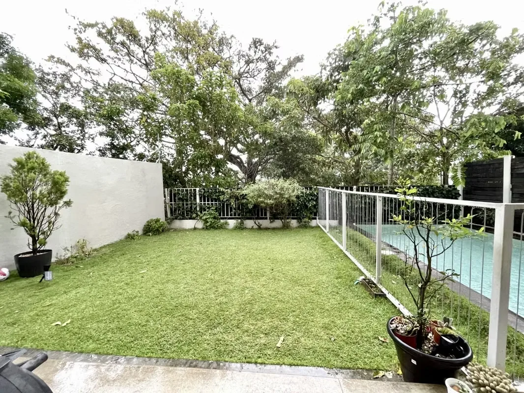 Building with 3 apartments for sale in Santa Ana., photo 6