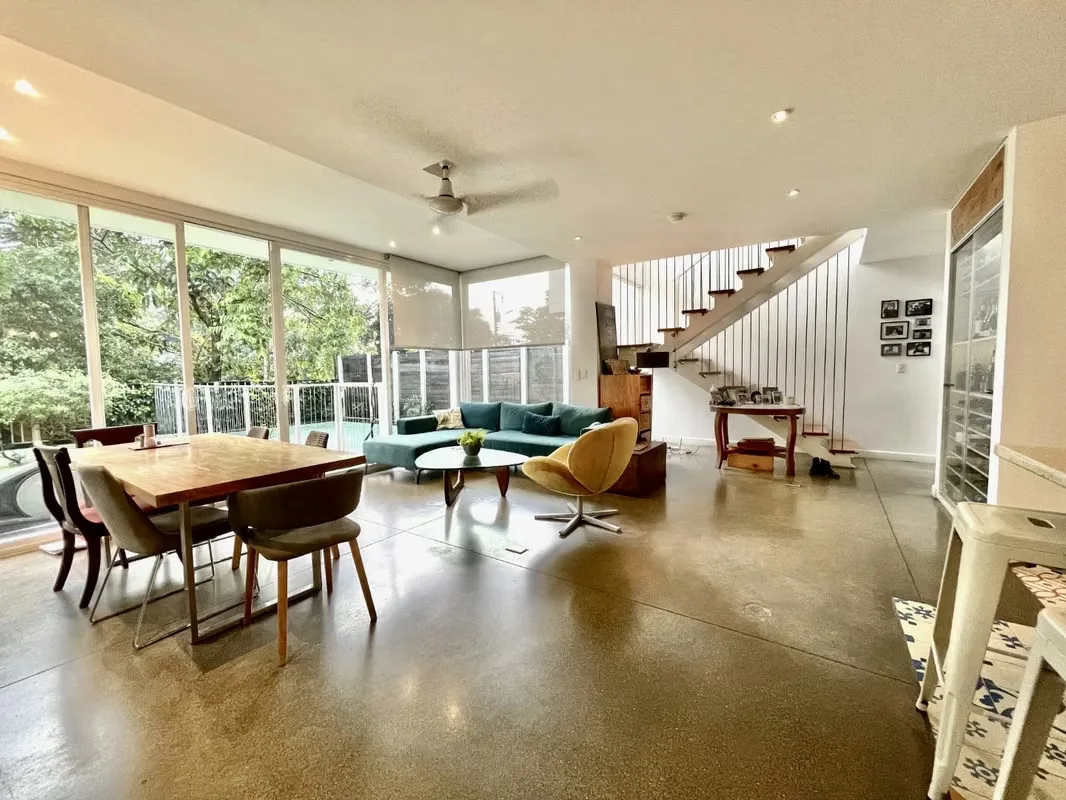 Building with 3 apartments for sale in Santa Ana., photo 9