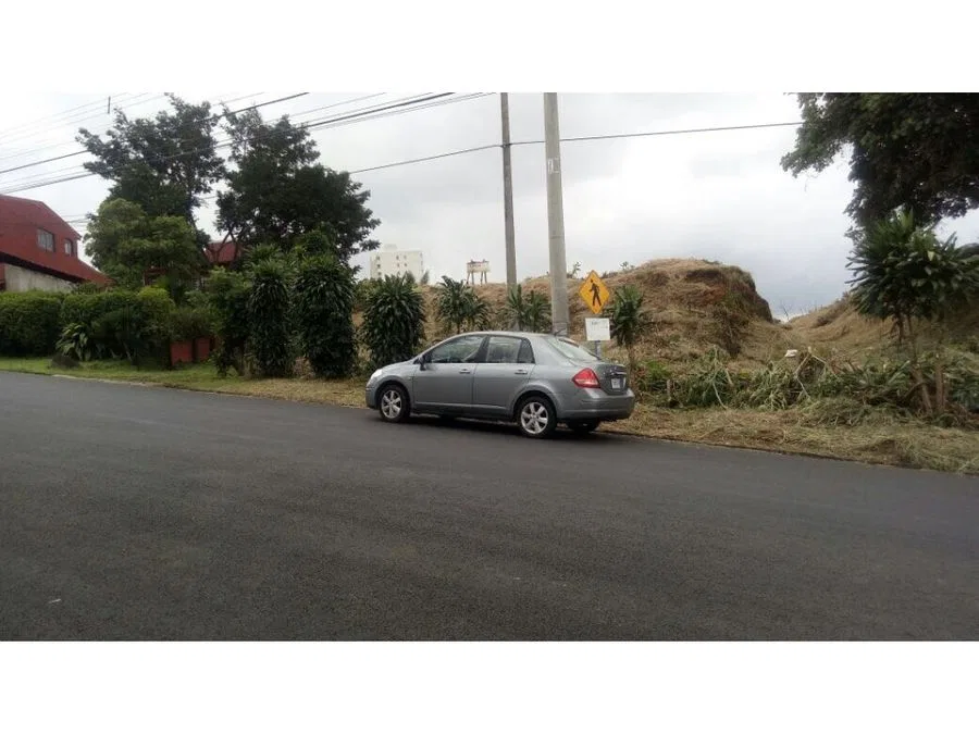 VENTA DE LOTE COMERCIAL Y DE ALTA DENSIDAD, HEREDIA, ULLOA