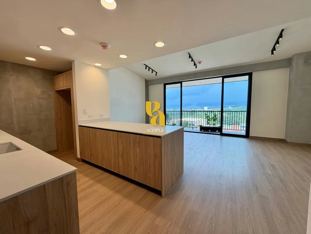 Brand-new 3-bedroom penthouse apartment for rent in Rohrmoser, photo 3