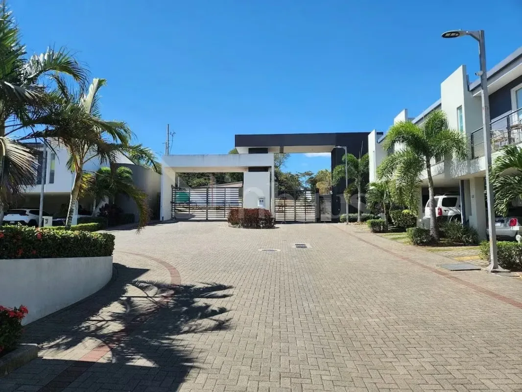 Rental house for sale in Brazil, photo 2