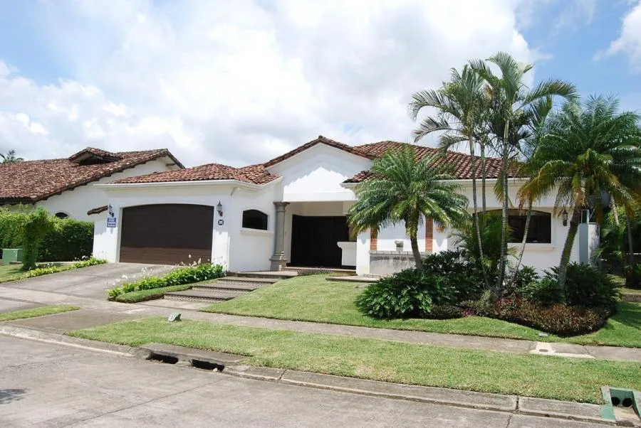 Venta de casa en Condominio Bosques de Lindora Santa Ana MGA - Venta en Santa Ana, photo 13
