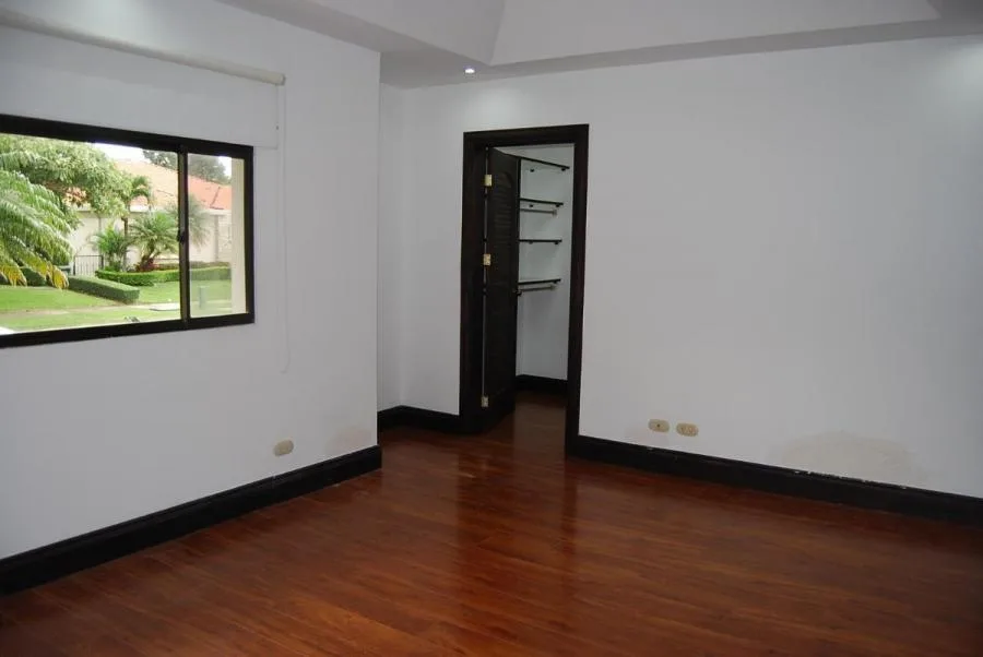 Venta de casa en Condominio Bosques de Lindora Santa Ana MGA - Venta en Santa Ana, photo 15