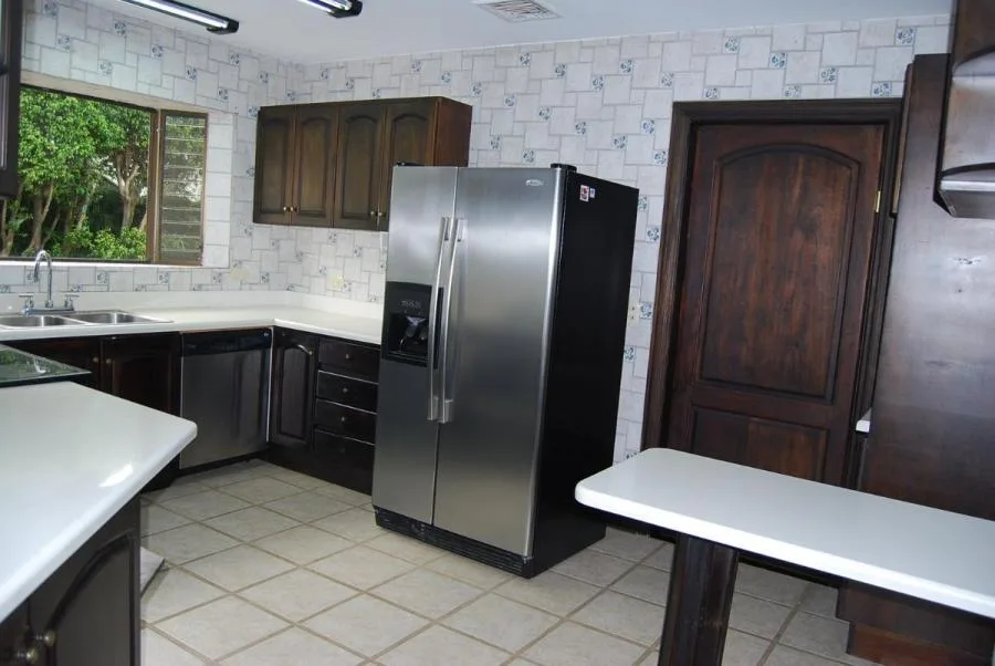 Venta de casa en Condominio Bosques de Lindora Santa Ana MGA - Venta en Santa Ana, photo 4