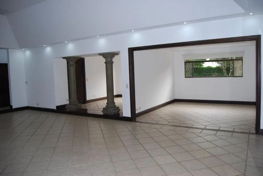 Venta de casa en Condominio Bosques de Lindora Santa Ana MGA - Venta en Santa Ana, photo 6