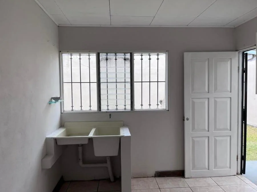 venta de casa en san jose goicochea - Venta en Goicoechea, photo 8