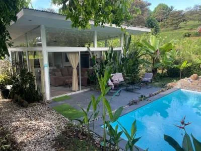 Kit de inicio dúplex en venta en Ojochal, Costa Rica