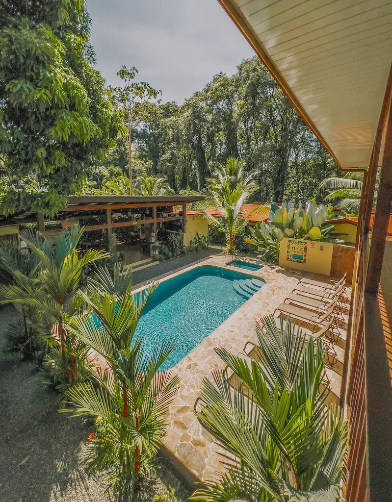 HOTEL AND RESTAURANT WALKING DISTANCE TO THE BEACH IN UVITA, photo 15