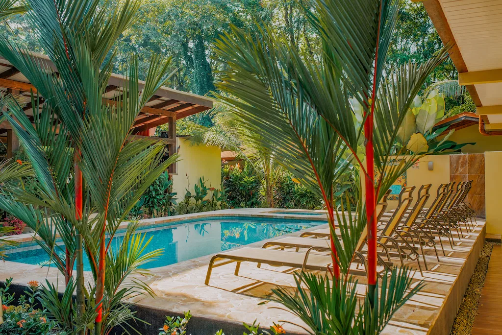 HOTEL AND RESTAURANT WALKING DISTANCE TO THE BEACH IN UVITA, photo 19