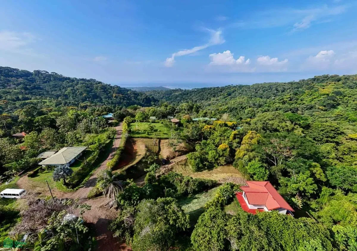 Residential Lot in Coveted Location,, Puntarenas
