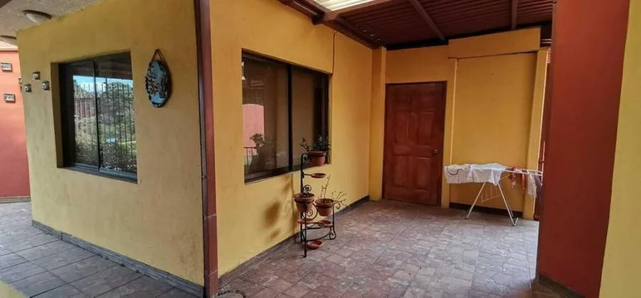 Oportunidad de comprar dos casas al precio de una en condominio en El Carmen de Guadalupe RAH 23117 - Venta en Goicoechea, photo 7
