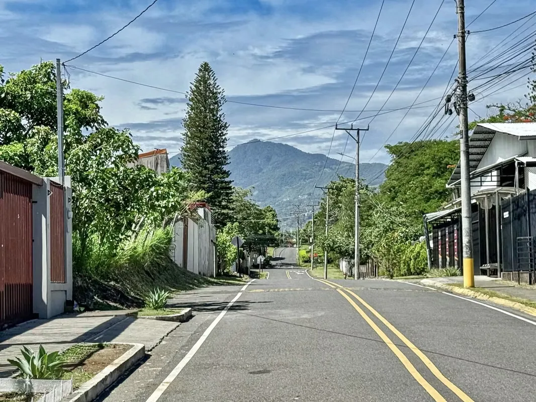 Casa Belen Cariari one-level home with pool for sale is a recently built, single-level home located in the highly desirable Cariari community of Belen. Offering 3 bedrooms and 2.5 ..., photo 2