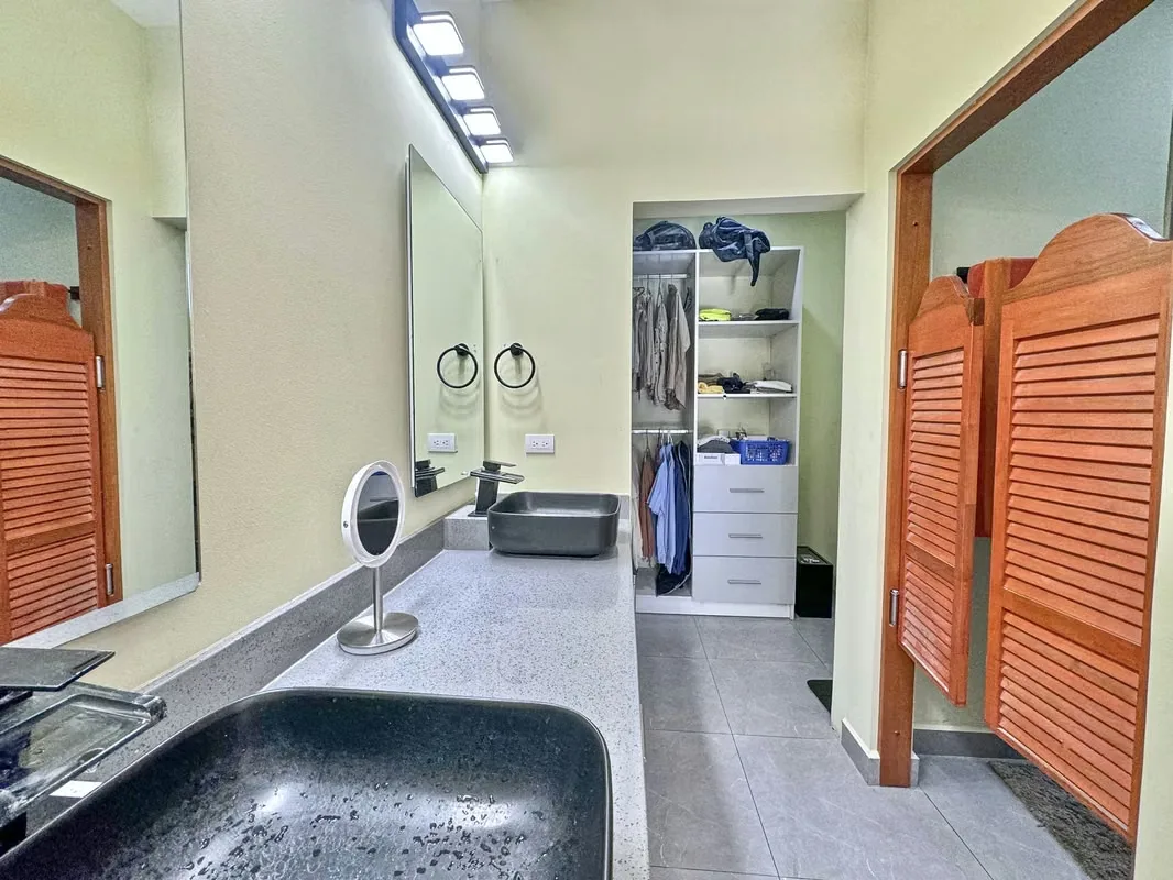 Casa Belen Cariari one-level home with pool for sale is a recently built, single-level home located in the highly desirable Cariari community of Belen. Offering 3 bedrooms and 2.5 ..., photo 14