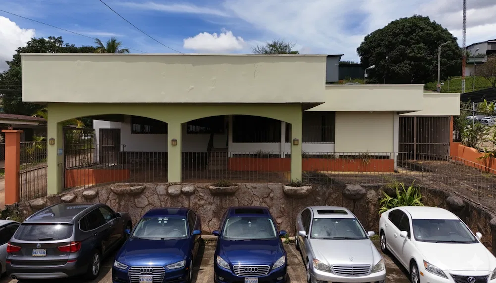 OFFICE PROPERTY WITH TEN ROOMS, IN SAN ISIDRO DEL GENERAL – 0.24 ACRES
