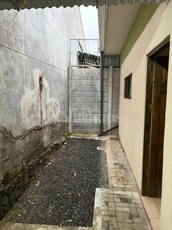 Casa en venta en Barrio Brenes, Concepción Acogedora propiedad ubicada en una zona residencial tranquila y de fácil acceso en Barrio Brenes, Concepción. Ideal para quienes buscan ..., photo 11