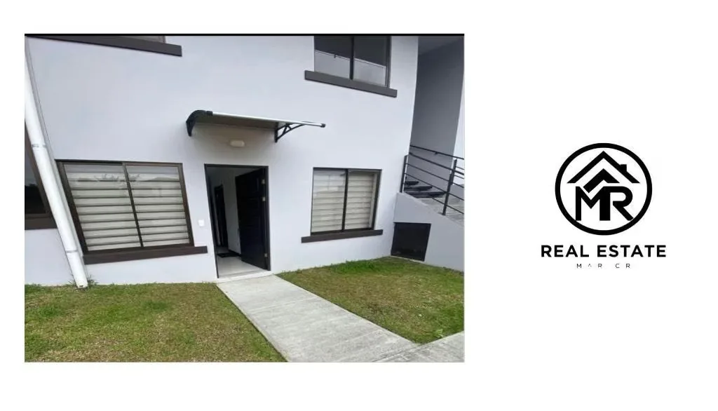 Venta de Casa en Cerro Vista Sabanilla , 2 habitaciones & 1 parqueo