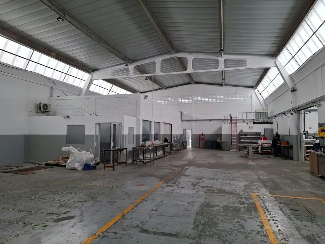 INDUSTRIAL WAREHOUSE FOR RENT 635 m2, three-phase power, photo 2