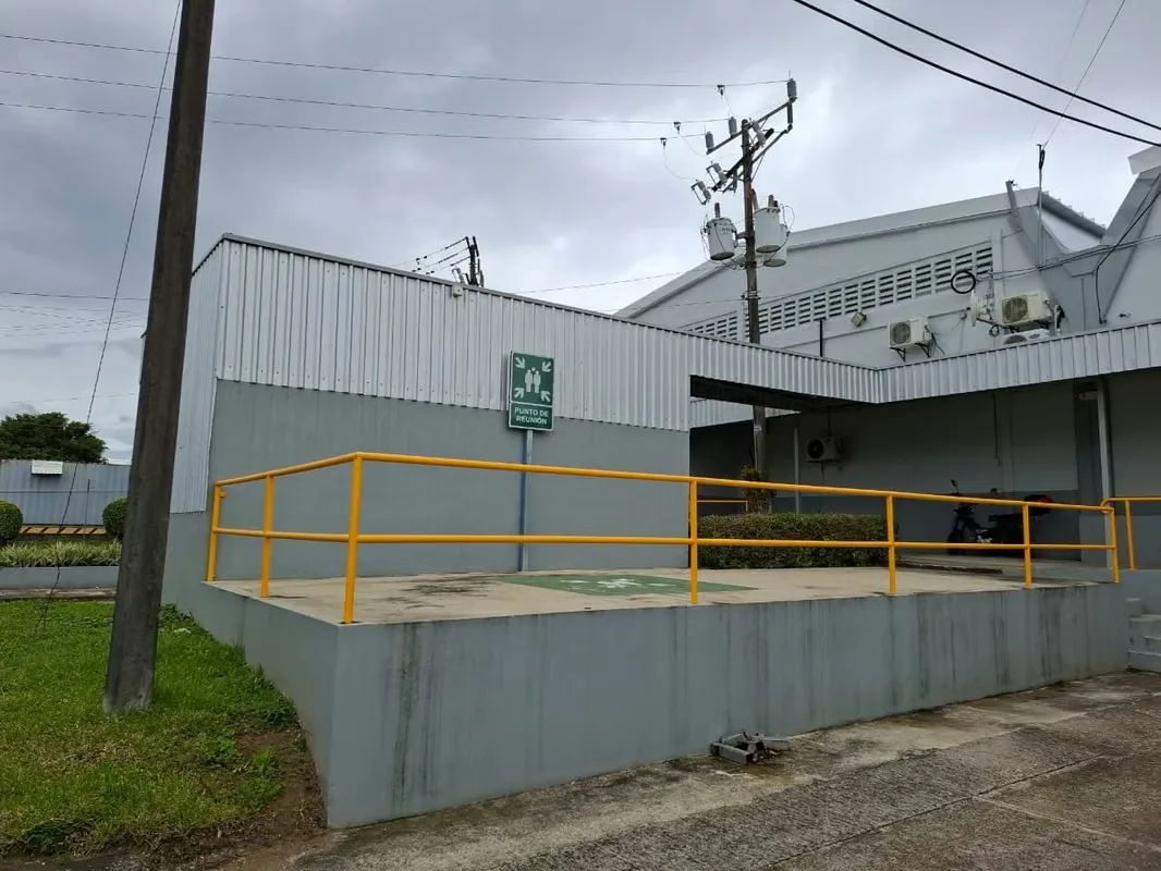 INDUSTRIAL WAREHOUSE FOR RENT 635 m2, three-phase power, photo 6