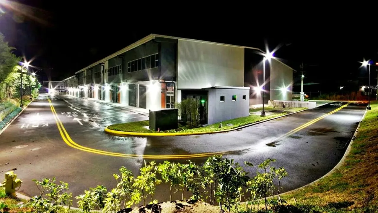 A modern **282.5 m² Industrial Office/Warehouse** is for sale, located in the ...