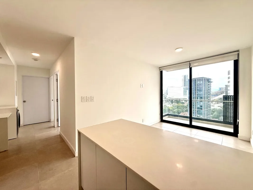 SPECTACULAR SUITABLE IN HIGH FLOOR TOWER WITH NUNCIATURE PARKING