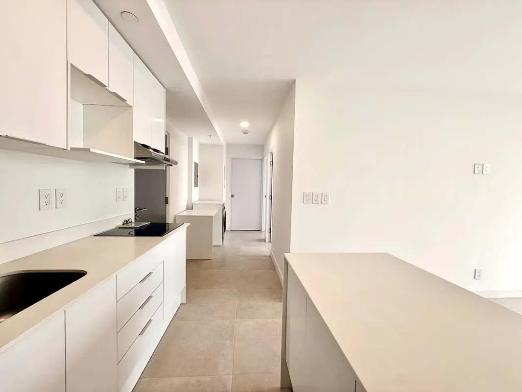 SPECTACULAR SUITABLE IN HIGH FLOOR TOWER WITH NUNCIATURE PARKING, photo 3
