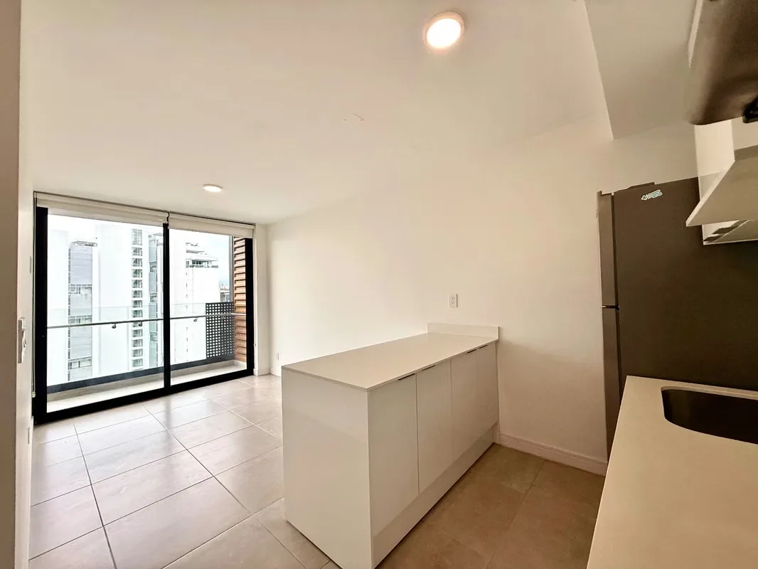 SPECTACULAR SUITABLE IN HIGH FLOOR TOWER WITH NUNCIATURE PARKING, photo 4