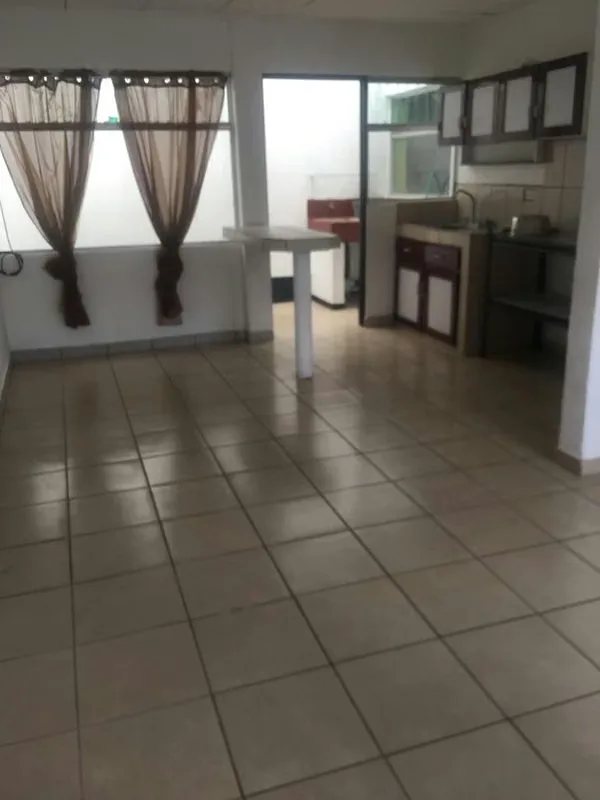 It has 2 spacious bedrooms with wardrobes, 1 bathroom, kitchen integrated with the American style dining room, laundry area. Located close to university, many amenities, supermarkets, ..., photo 5