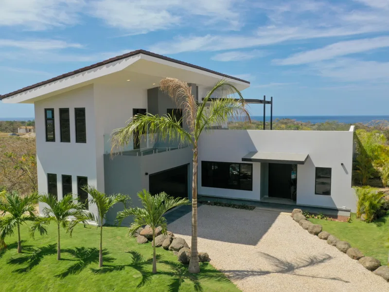 3 Bed Single Family Homes For Sale in Marbella, photo 2