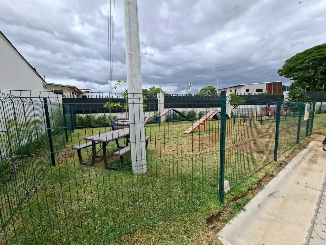 Alquiler de casa en Condominio en Lindora, photo 2