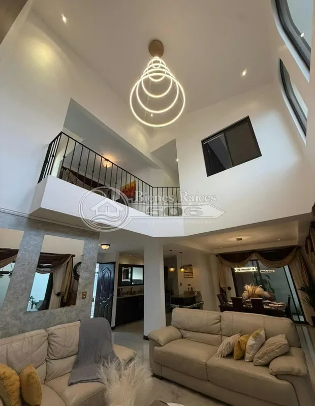 Hermosa casa que combine diseño, espacios amplios, seguridad y una excelente ubicación, esta propiedad puede ser una ..., photo 4