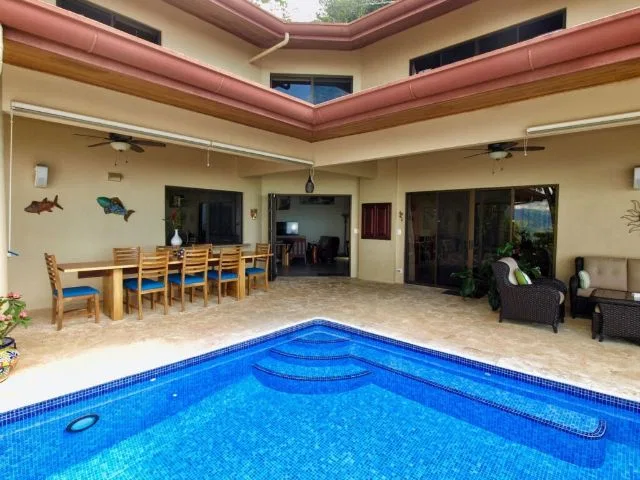 4 Bedroom Luxury Home With Pool And Jaw Dropping Sunset Ocean View!!!!!, photo 23