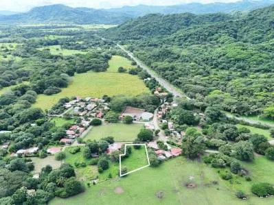 Prime Commercial Opportunity in 27 de Abril - Propiedades Comerciales en Guanacaste Costa Rica