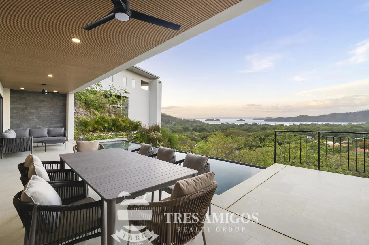 BAYVIEW HOUSE Coco Bay Estates 39, photo 15
