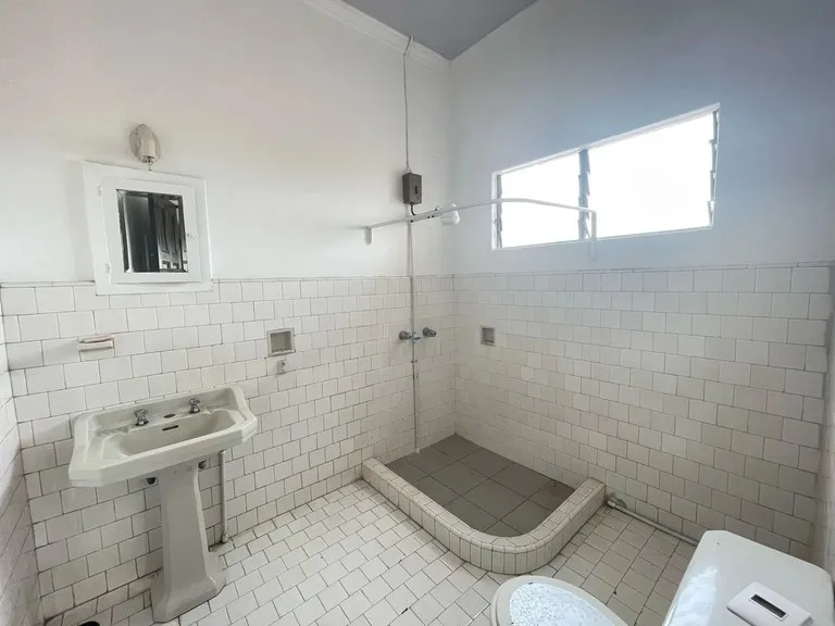 Commercial Space for Rent – Barrio Escalante: Charming Commercial Space for Rent in Escalante – Ideal for a Restaurant or Office!, photo 12