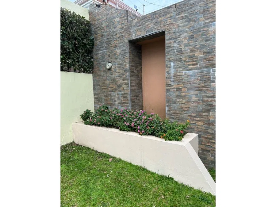 Venta de hermosa casa en El Prado de Curridabat