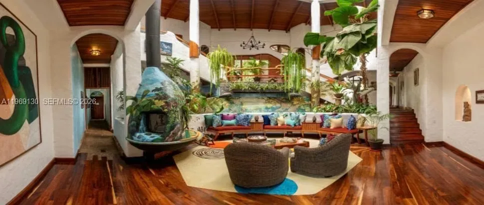 Luxury Boutique Hotel for Sale with Optional Coffee Farm, photo 9