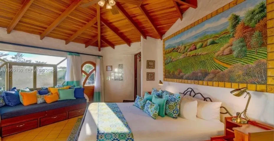 Luxury Boutique Hotel for Sale with Optional Coffee Farm, photo 10