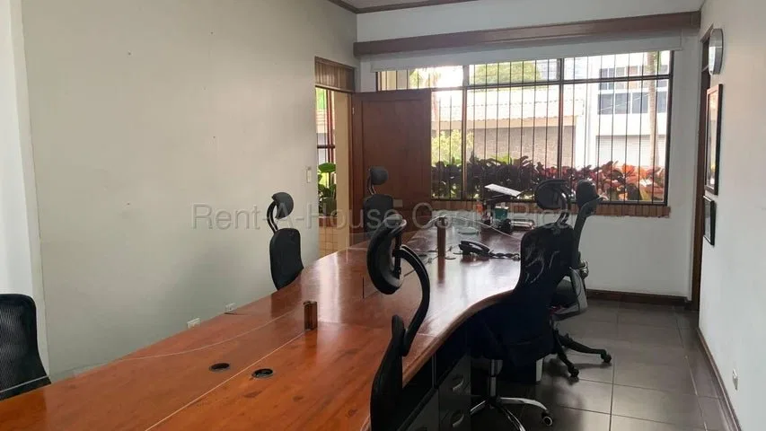 Alquiler de Local Comercial en Mata Redonda-San José. RAH 27-742 - Alquiler / Renta en San José, photo 2