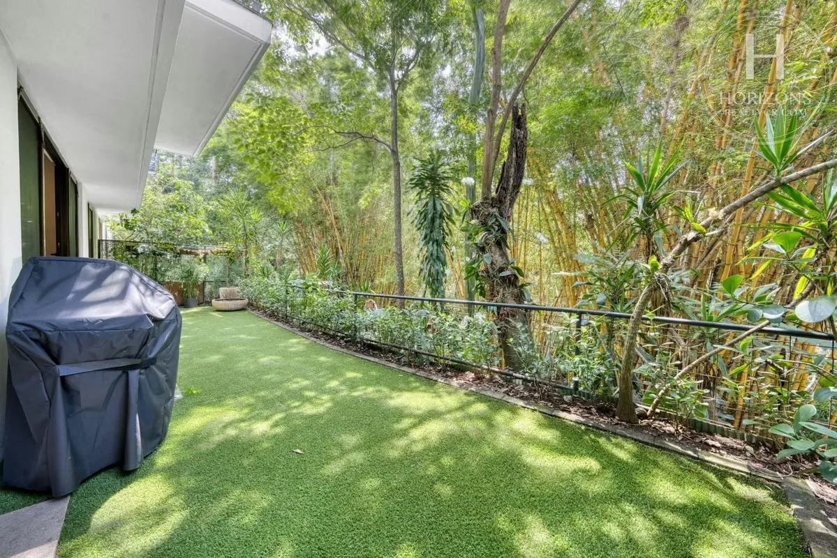Apartamento de una planta en primer nivel – 130 m² de construcción – 2 habitaciones – 2.5 baños – Walk-in closet – Terraza y jardín privado ..., photo 11