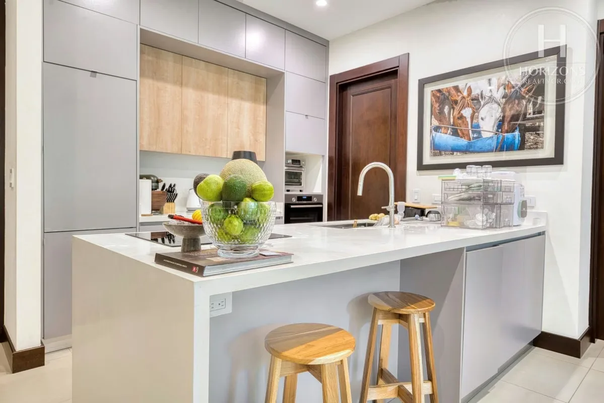 Apartamento de una planta en primer nivel – 130 m² de construcción – 2 habitaciones – 2.5 baños – Walk-in closet – Terraza y jardín privado ..., photo 9