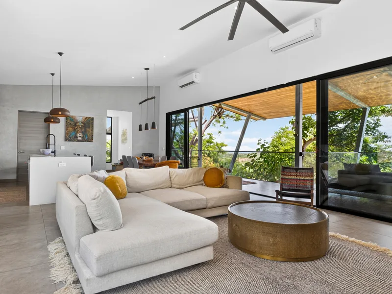 6 Bed Single Family Homes For Sale in Playa Grande, photo 6