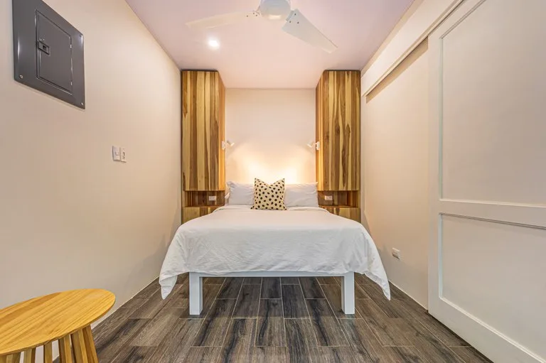 5 Out Of 5 Star Hotel for sale!, photo 2
