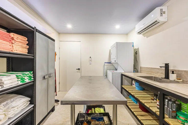 5 Out Of 5 Star Hotel for sale!, photo 12