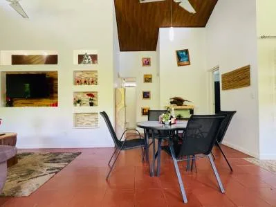 Casa en Bahía Uvita con terreno edificable independiente., photo 6