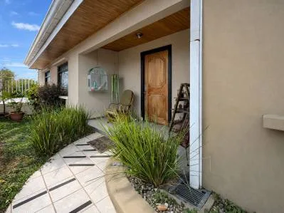 Venta de casa independiente en San Pedro Montes de Oca