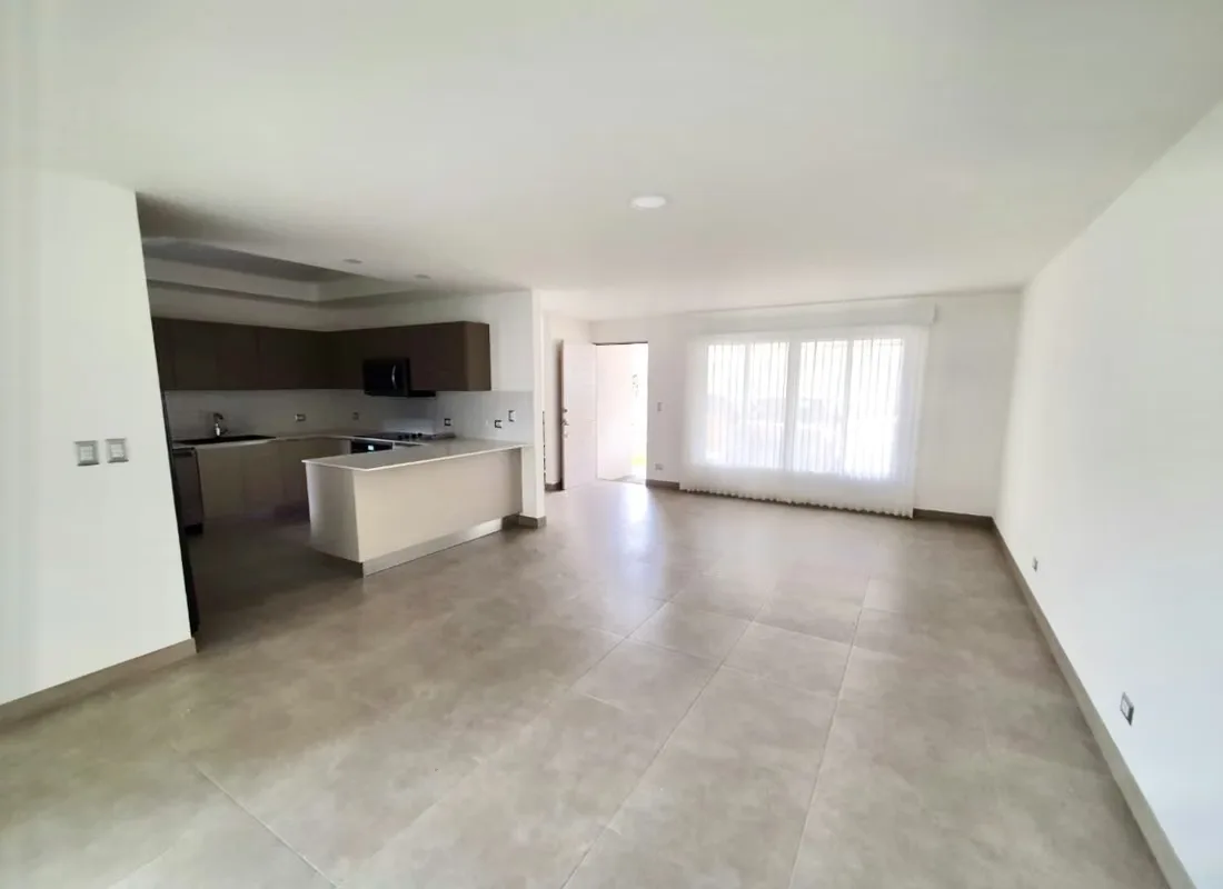 NEW IN TOWER 95M2 PANORAMIC VIEW 3 ROOMS IN NUNCIATURE, photo 3
