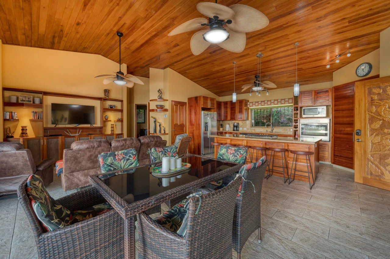 ESCALERAS, DOMINICAL 3 BEDROOM OCEAN VIEW HOME, photo 23
