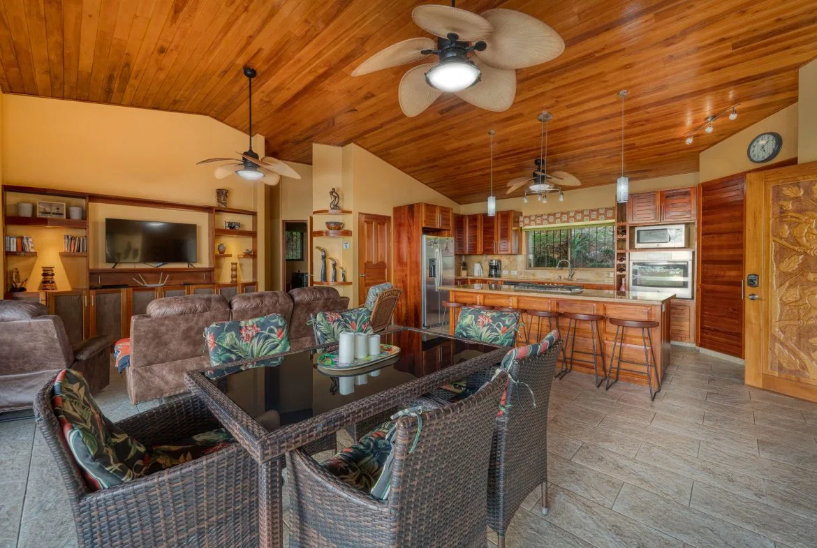 ESCALERAS, DOMINICAL 3 BEDROOM OCEAN VIEW HOME, photo 24